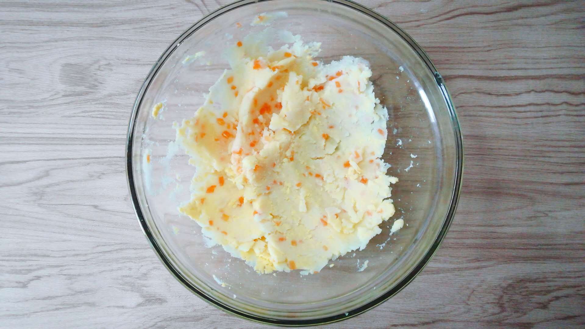 宝宝怎样吃蛋黄最好,宝宝怎么吃蛋黄不噎