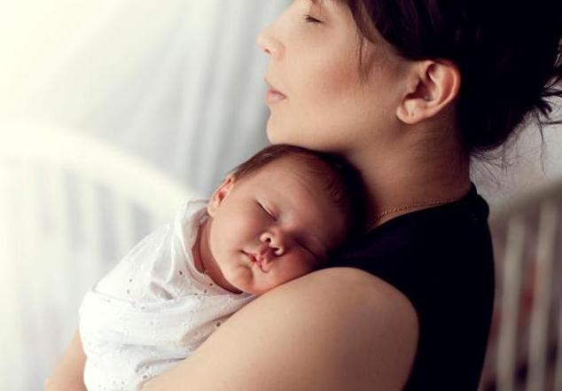 宝宝冒牙尖多久能出来,7个月宝宝刚冒牙尖要多久长出来