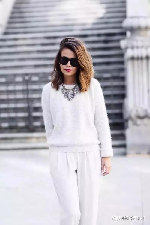 毛衣项链配饰怎么选,毛衣项链配饰经典百搭