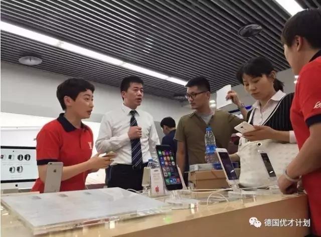 黄光裕突传“大料”！原来，这才是他背后最硬的“靠山”