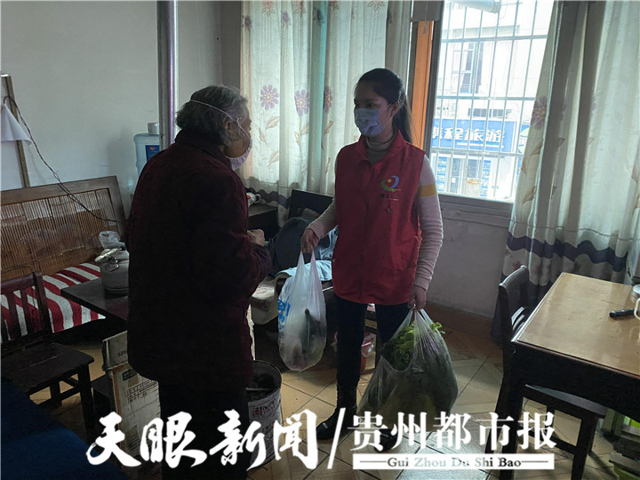 你帮我帮大家帮，帮出邻里真感情！遵义汇川社区“帮帮团”，为民服务受好评