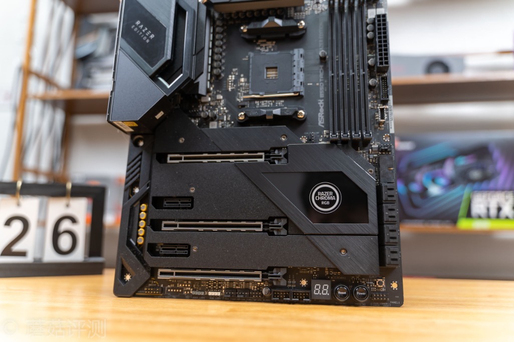 雷蛇华擎x570主板怎么样,华擎x570太极雷蛇定制款主板赏析