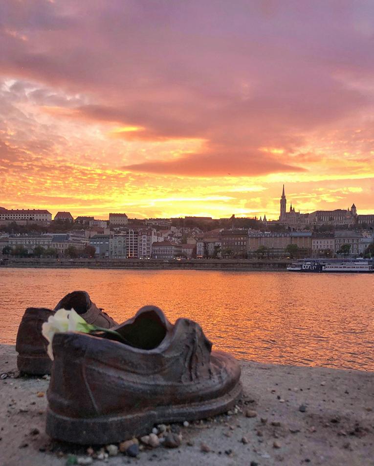 地球的雕塑,地球上的奇异建筑