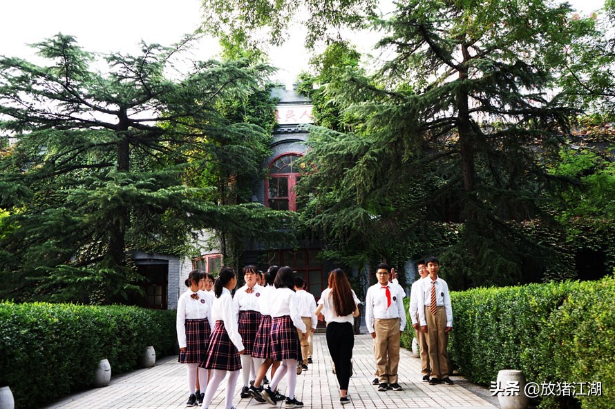 京城这座最美中学，比北大建校历史还要久远，校园风景如民国画卷
