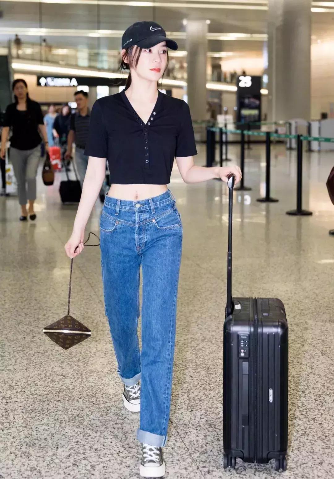 150小个子女生穿搭短头发,150小个子穿搭上长下短怎么穿