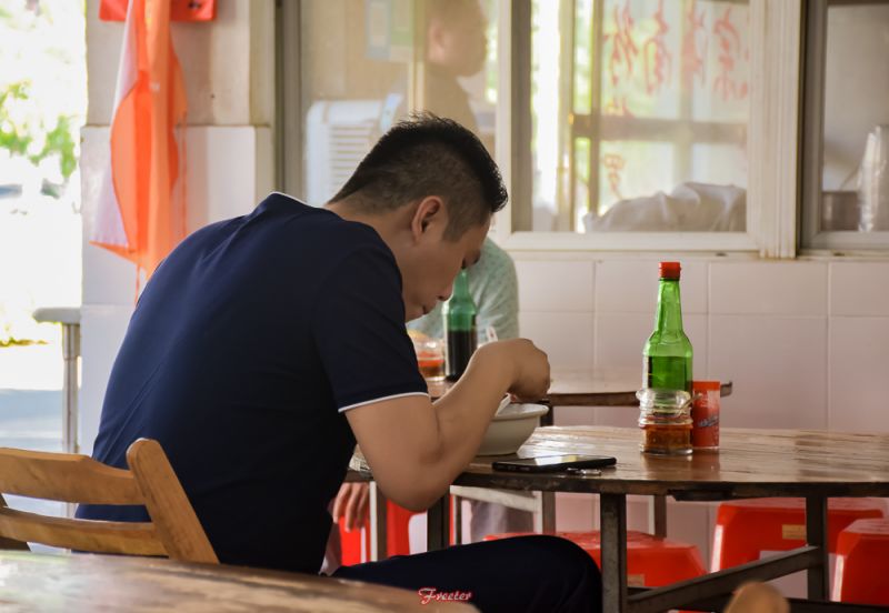 驻扎白水塘20多年，这家早餐店凭着料多量足虏获无数海口老饕的胃