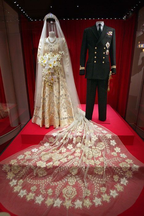 女王轻奢高定礼服,英国女王伊丽莎白连衣裙
