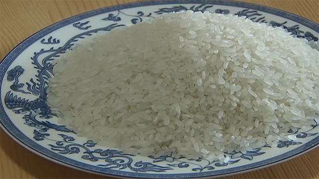 怎样让米饭煮得更香,怎么让米饭蒸得松软