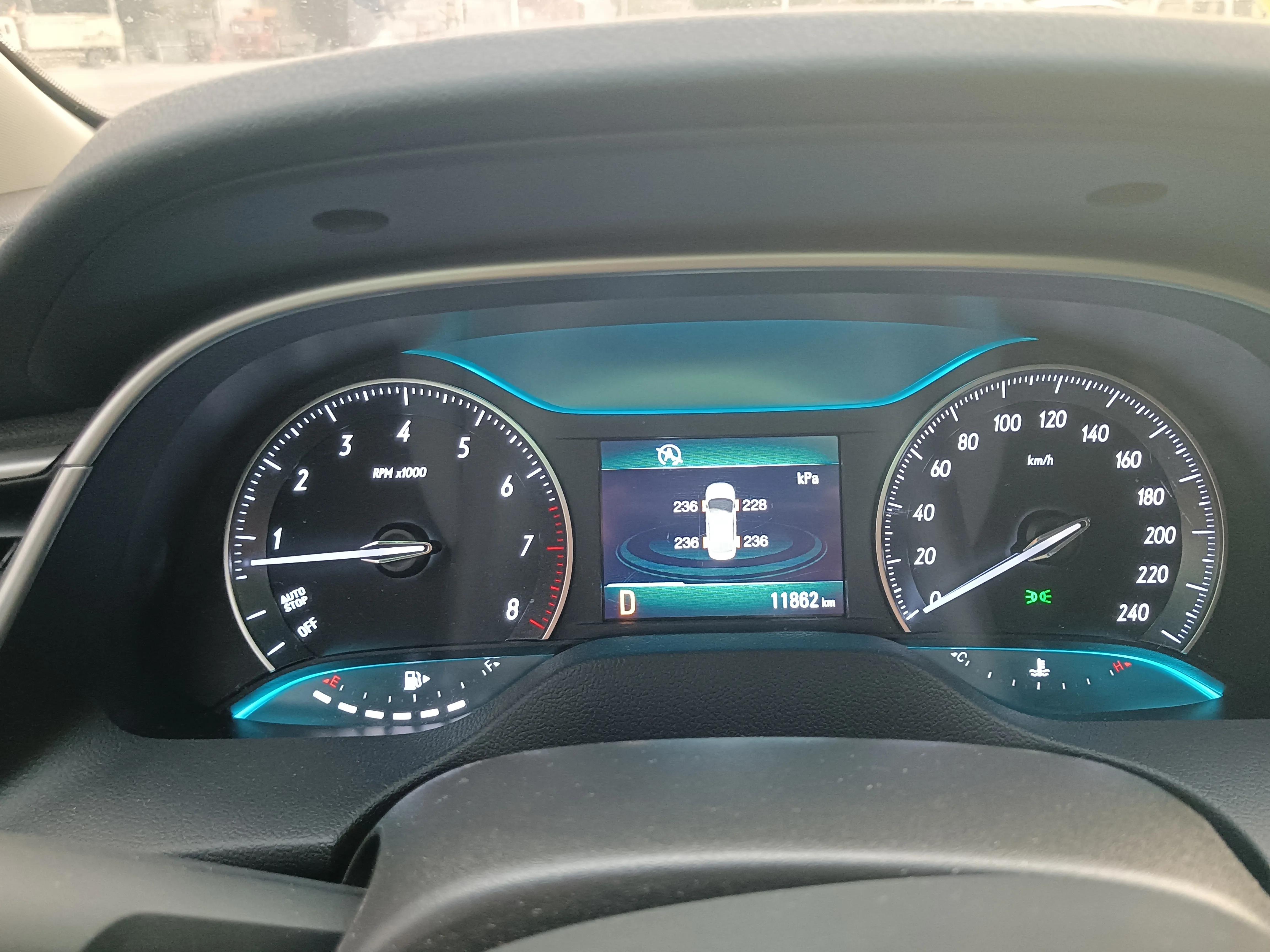 2021款改款英朗1.5l自动精英价格,别克英朗2021款1.5l自动真实油耗