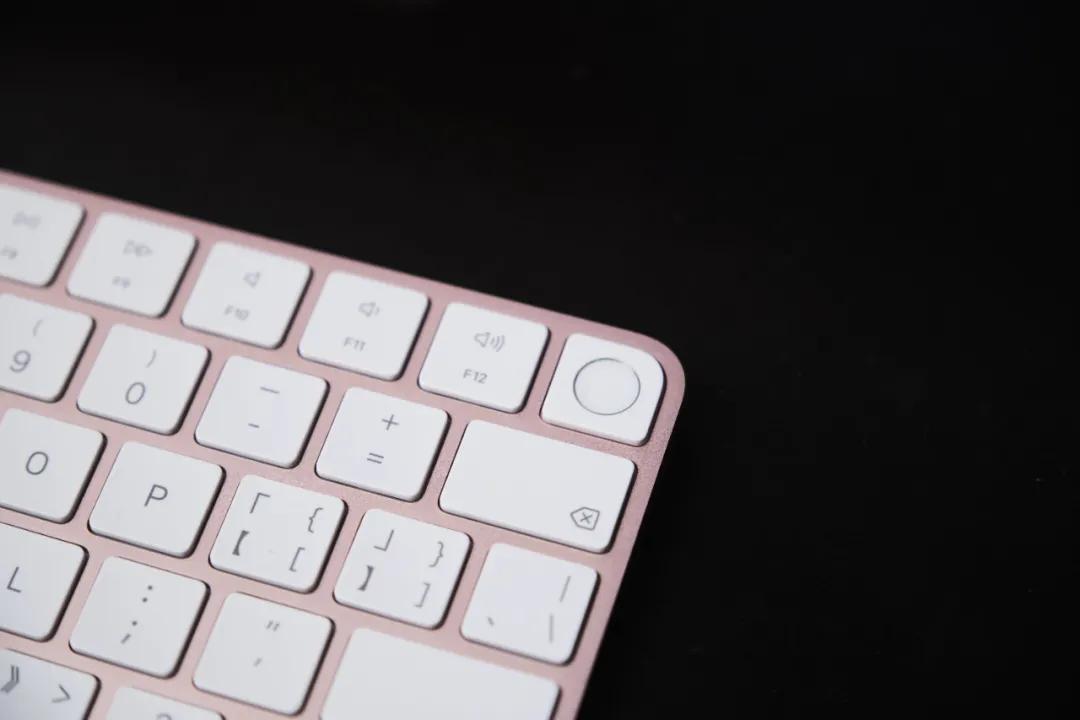 苹果推出更新版的27寸imac,苹果新款imac一体机开箱体验