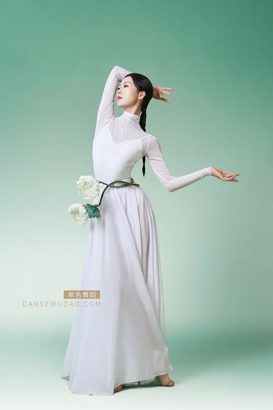 二十岁没有舞蹈基础还能学跳舞吗,25岁没有跳舞基础的适合学舞蹈吗