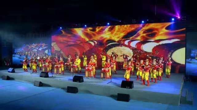 2019首届鹏飞乐公益春晚在京启幕