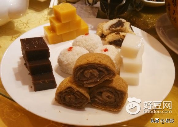 去哪里吃最有老北京味道的小吃,看看你喝过的老北京豆汁