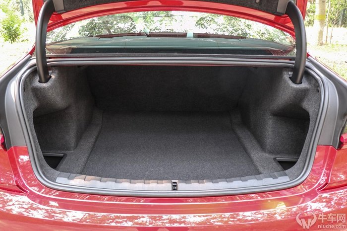 新款宝马325li驾驶感受怎么样,宝马325li新款2024款驾驶感受