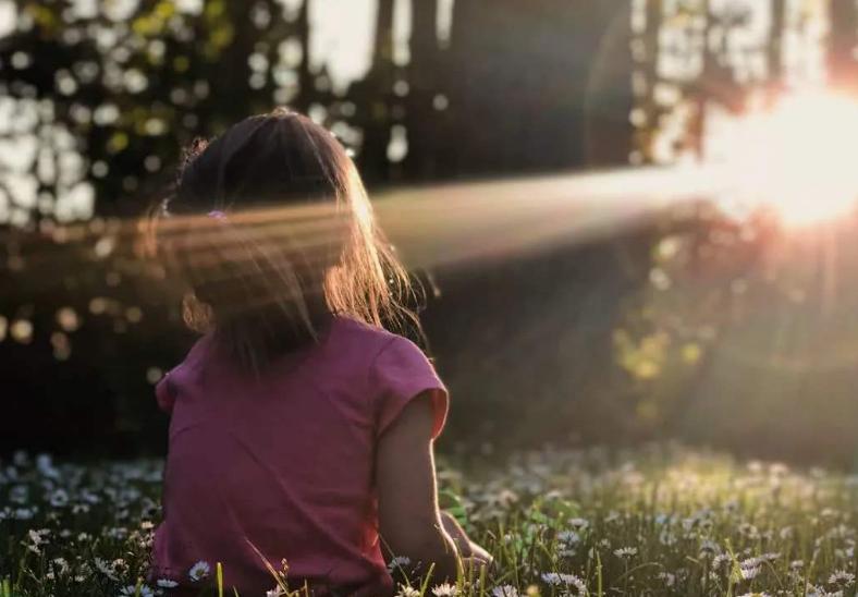 “妈妈，什么是去世”孩子的“死亡教育”怎么做？家长可以这么做