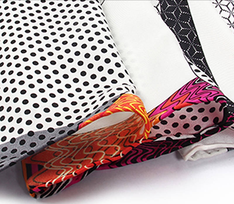 洗丝绸丝巾的方法,真丝丝巾怎么洗才不皱