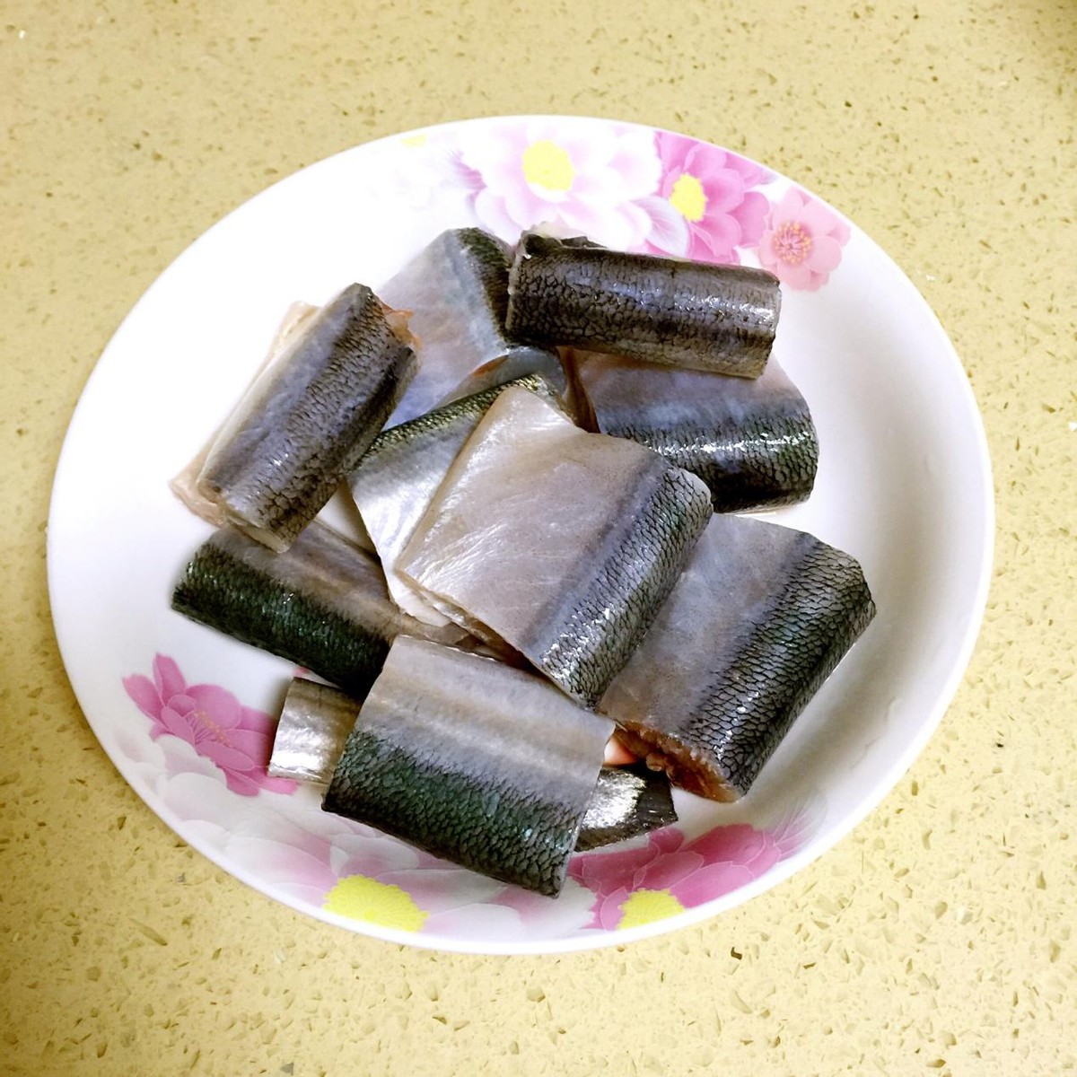 冬天强烈推荐的菜萝卜炖鱼,萝卜炖鱼有什么营养