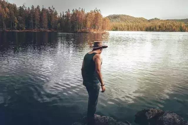唱歌时如何轻松的换气,唱歌时怎么样换气