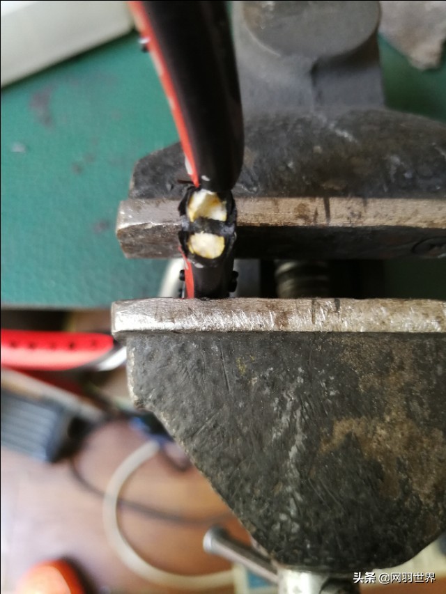 羽毛球拍断了如何焊接修复教程,羽毛球拍线断了自己在家怎么修