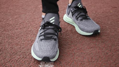 什么跑鞋有踩屎感,2019最强踩屎感强的跑鞋