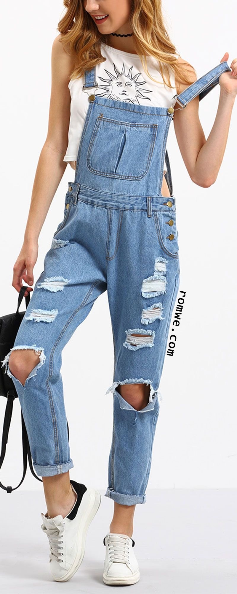 还在穿阔腿裤的你可能不知道，时髦精都悄悄穿起了束脚裤和背带裤