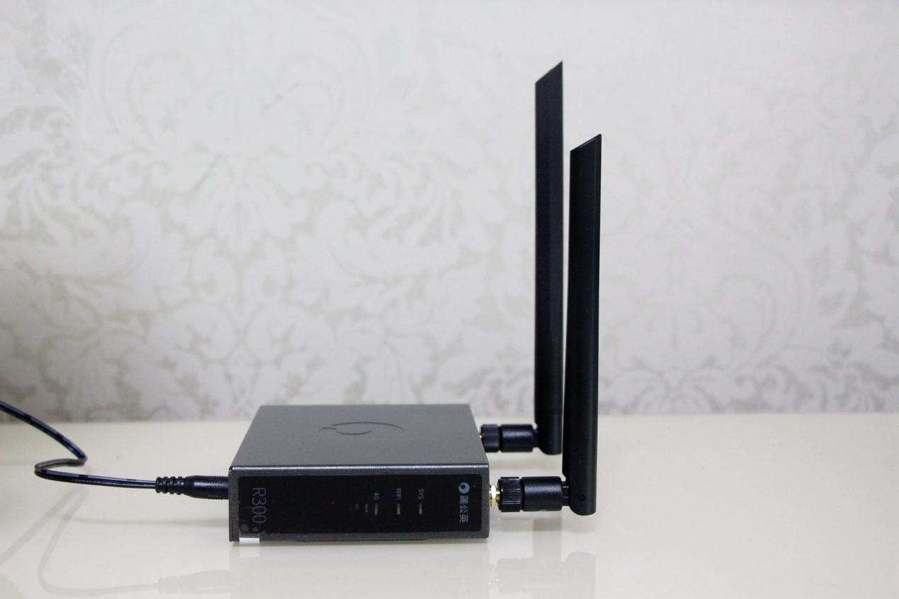 蒲公英r300插卡4g路由器怎么设置,蒲公英路由器r300s评测