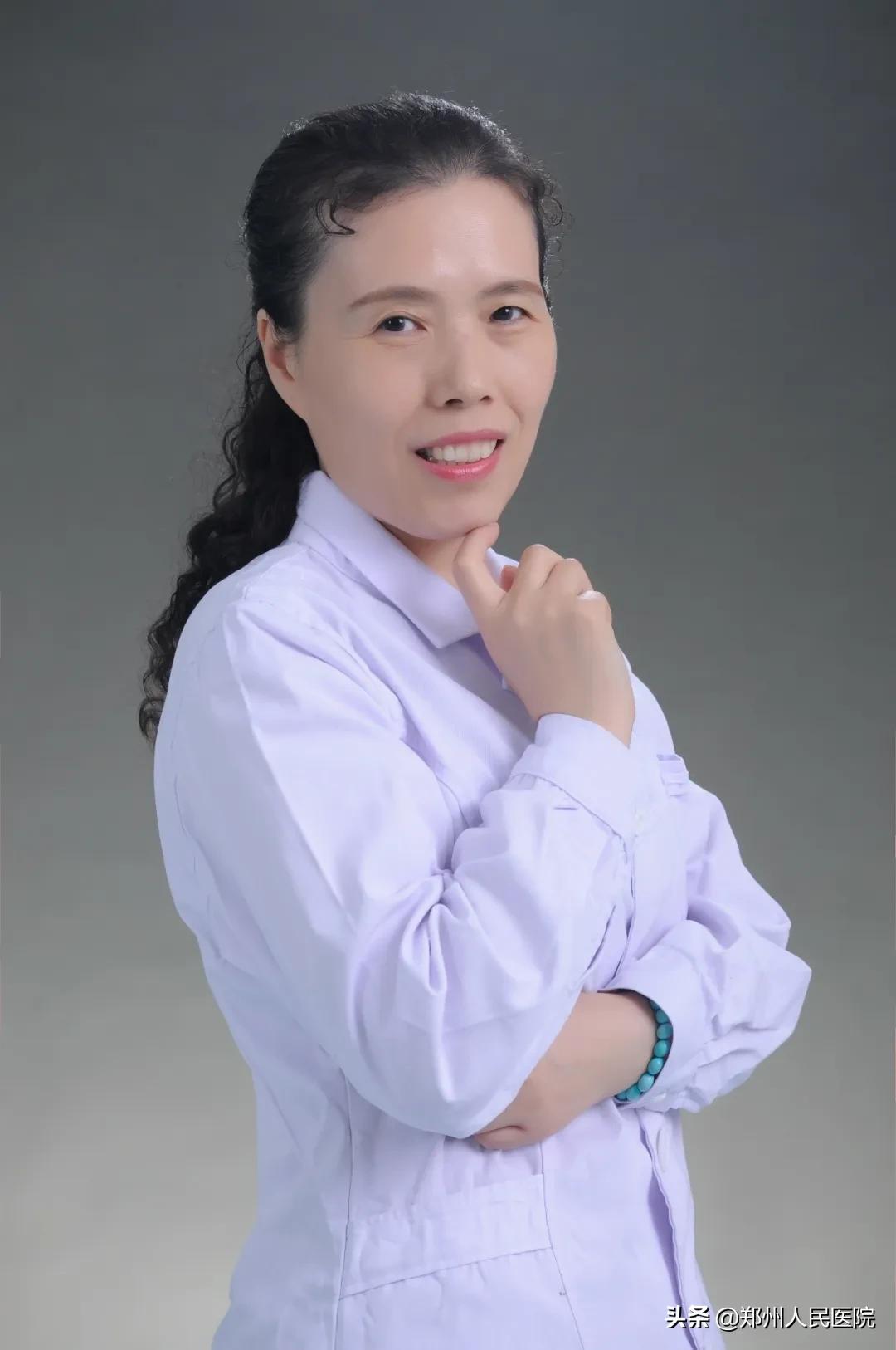 是什么让他的眼睛红肿的像两条金鱼……