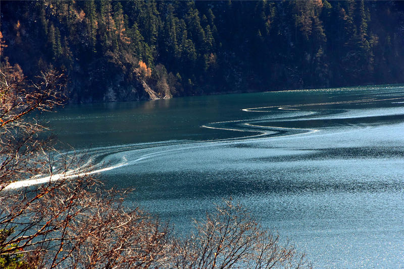 置身于童话中的九寨沟,畅游人间仙境黄龙九寨沟七日游