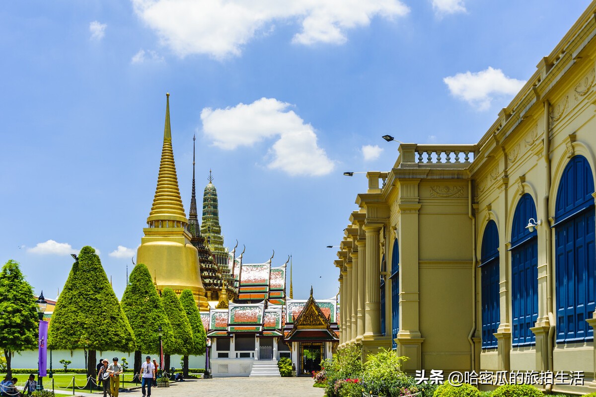 退休大妈自由行在泰国，想去四面佛又不会英语，该怎么让司机明白