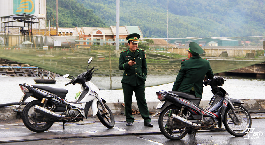 形容一个邮轮很豪华很大怎么说,不动声色可以形容美景吗