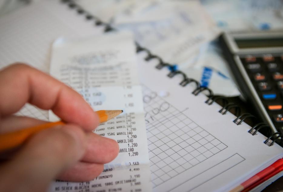 别再只盯着公务员了，我国仅有的3家正部级央企，待遇可好了