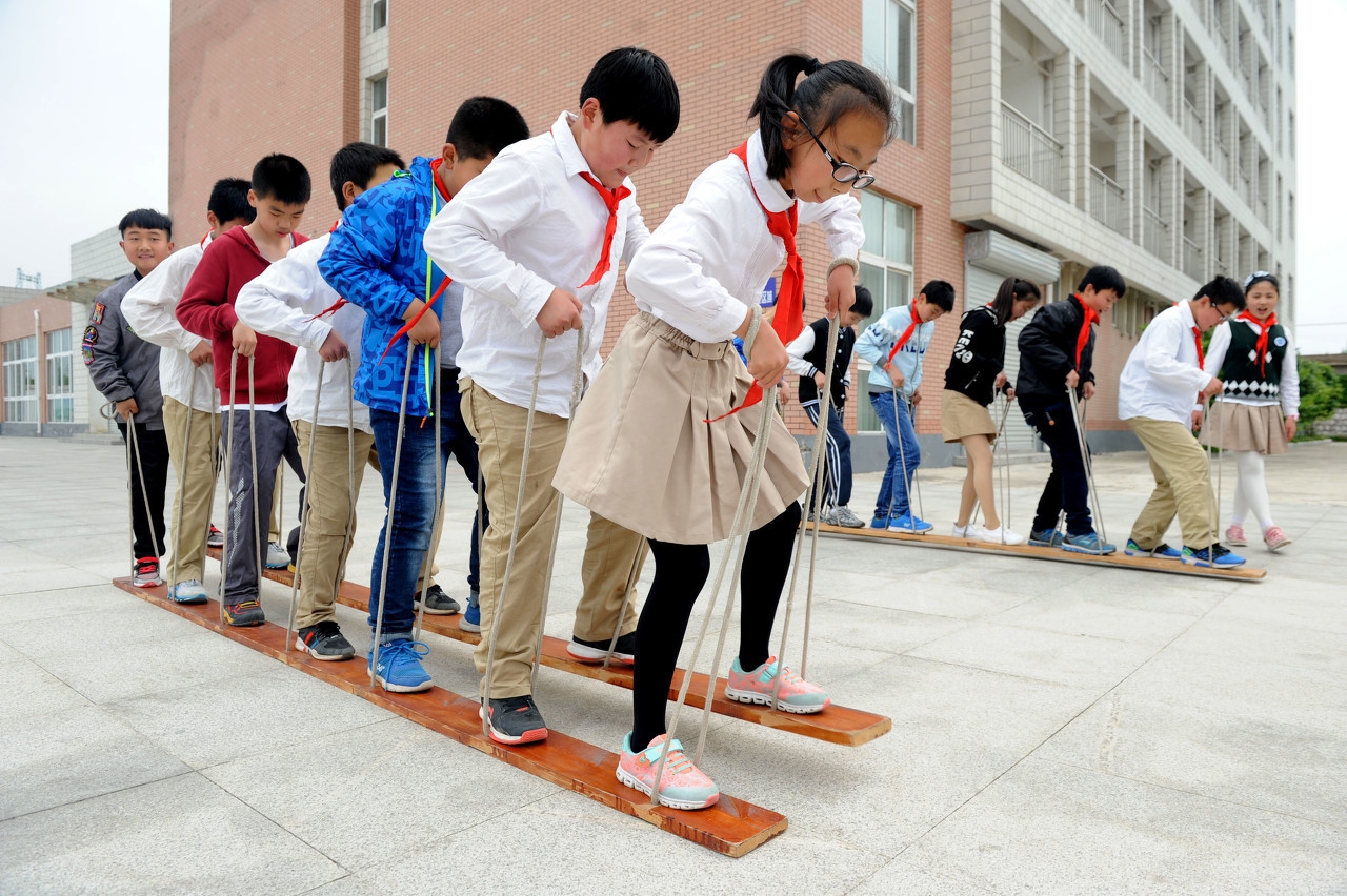 100篇青少年学习力教育文章八十四中学生关注力不集中怎么办？