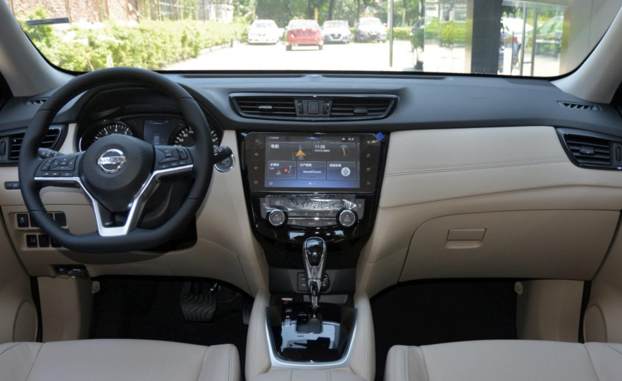 日产奇骏降3.03万，QR25发动机好开不坏，新车配主动刹车系统