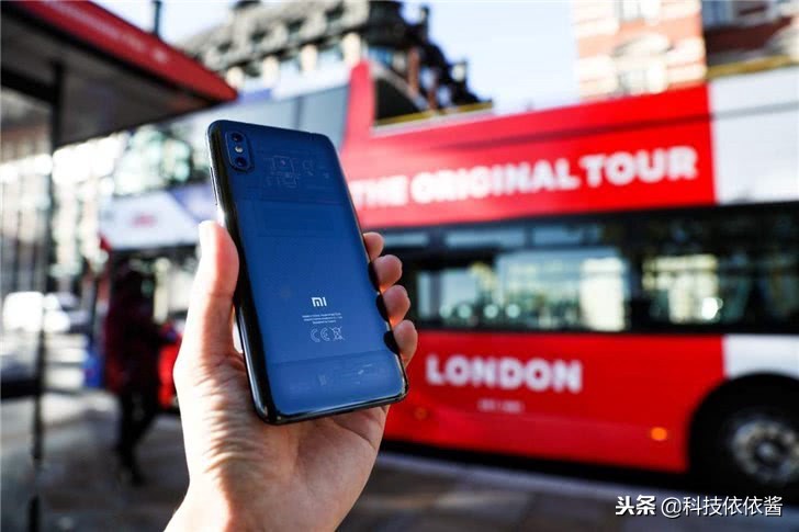网友大赞小米良心！小米8Pro英国发布比国内贵不少
