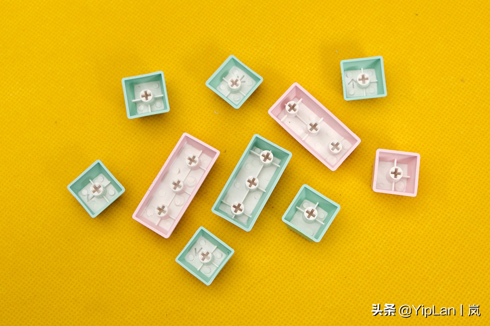 吉利鸭duckyone2开箱,吉利鸭duckyone2冲鸭系列键盘评测