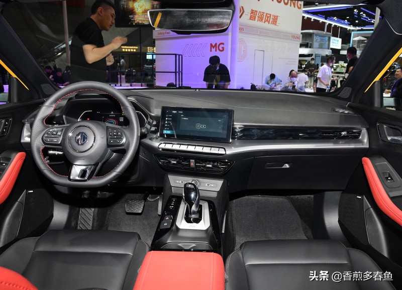 全新名爵5售6.79万起,名爵52021款自动挡低配全款落地