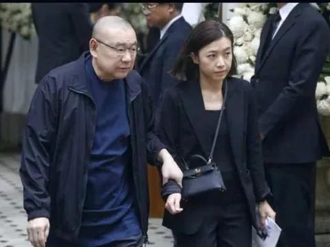 邓文迪身价多亿,邓文迪香港豪门