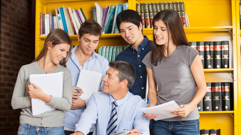 在大学当老师要学什么,在普通一本大学当老师的条件