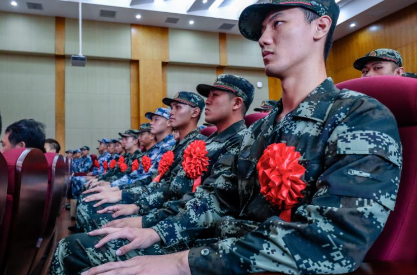 2021年大学生新兵入伍关注事项,刚入伍的新兵会被刷下来吗