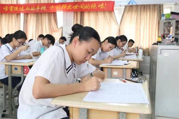 高考成绩和平常成绩差距大吗文科,高考成绩与平时成绩差别大吗