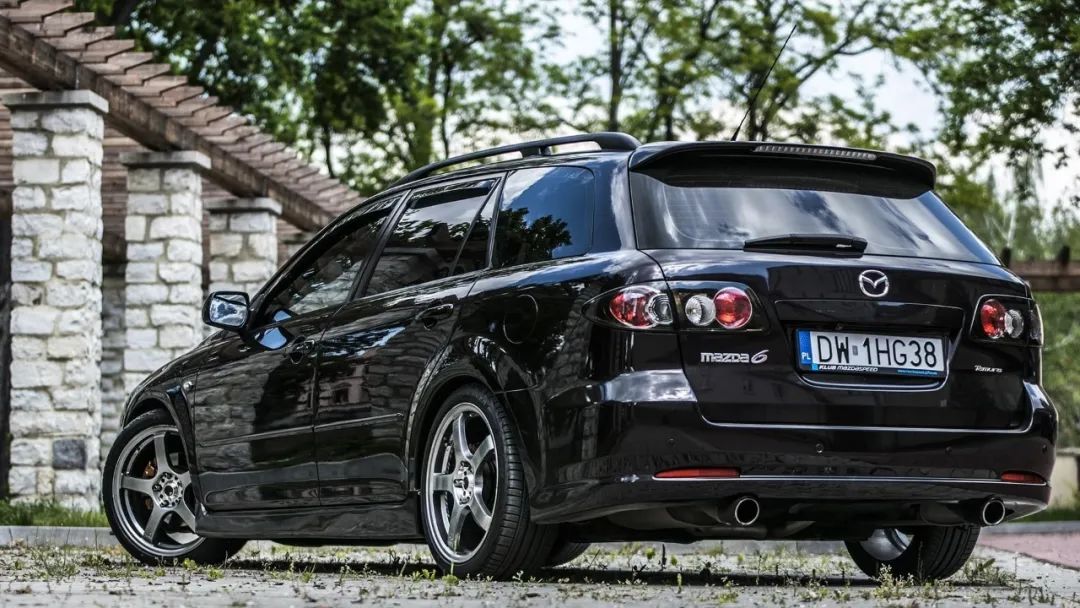 奔驰哪款车最值得入手2023款,入门级奔驰哪一款二手车值得购买