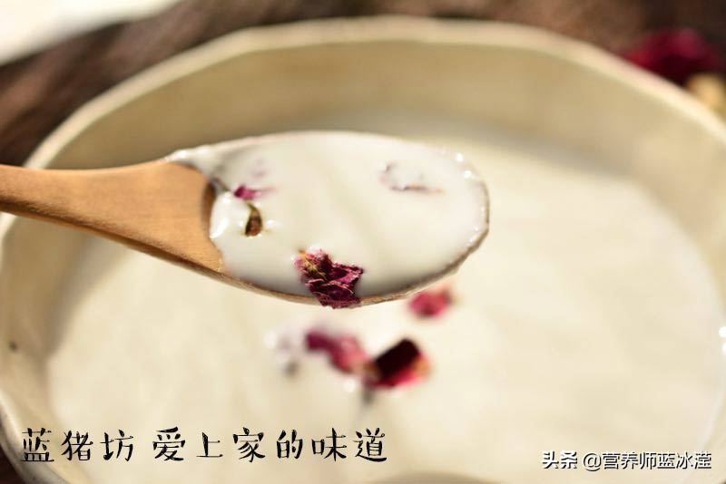 小孩秋冬经常咳嗽要关注点什么,又到了宝宝咳嗽高发期