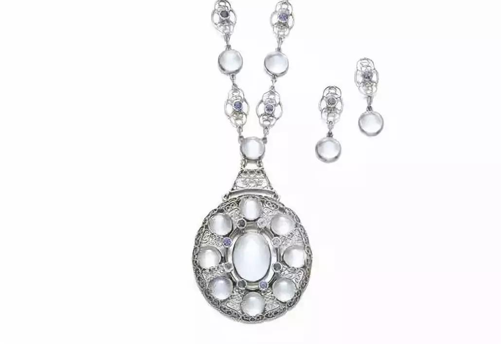 青光淡淡如秋月是什么意思,月光石星月