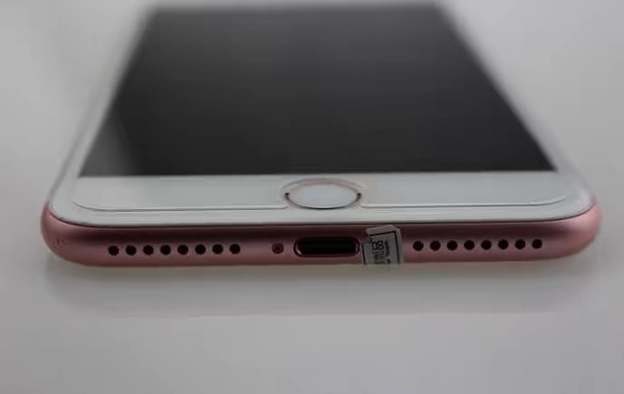 市面上的苹果二手机是从哪里来的呢?千万要关注不要买到翻新机