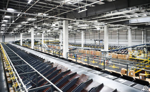 阿迪达斯在园区启动新分销配送中心