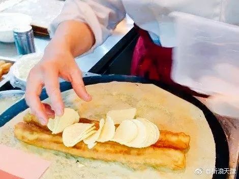 大学食堂最火烤鸭饭,天津学校烤鸭