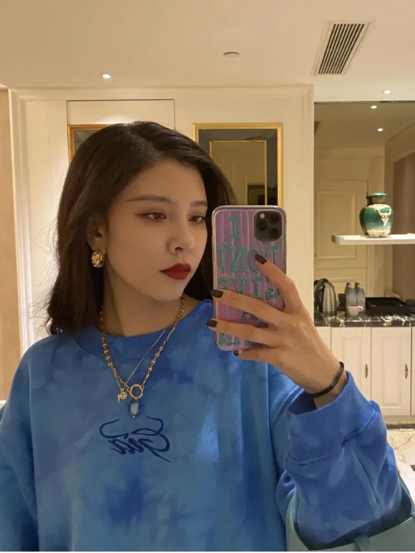 入秋必备的卫衣,入秋必备10款卫衣