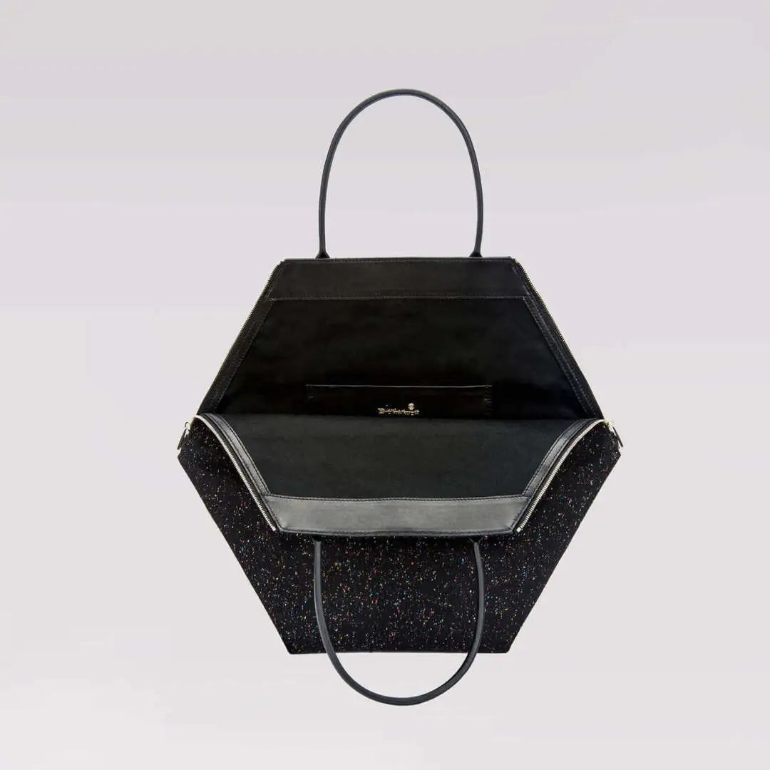 KrisXu：一个被UFO带来的国内设计师品牌包