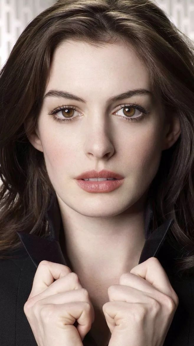 安妮海瑟薇为什么叫美国甜心,美国人现在对安妮海瑟薇的态度