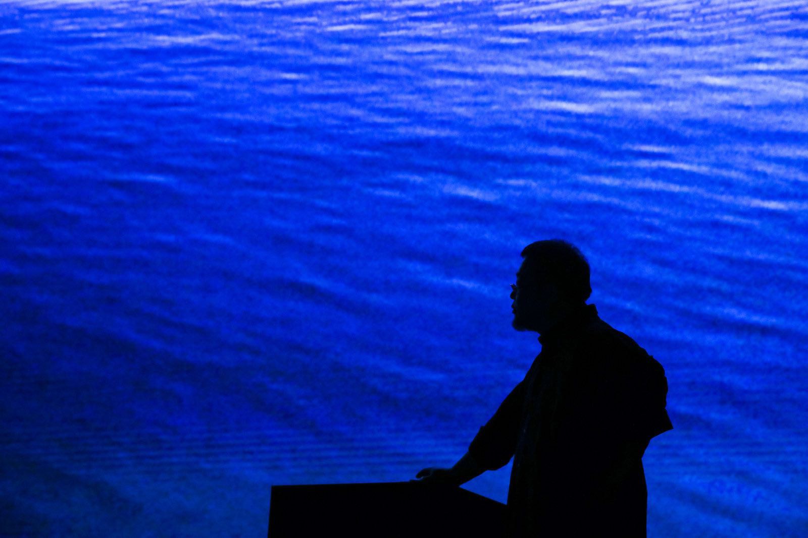 老罗评罗永浩直播,罗永浩老人与海黑科技